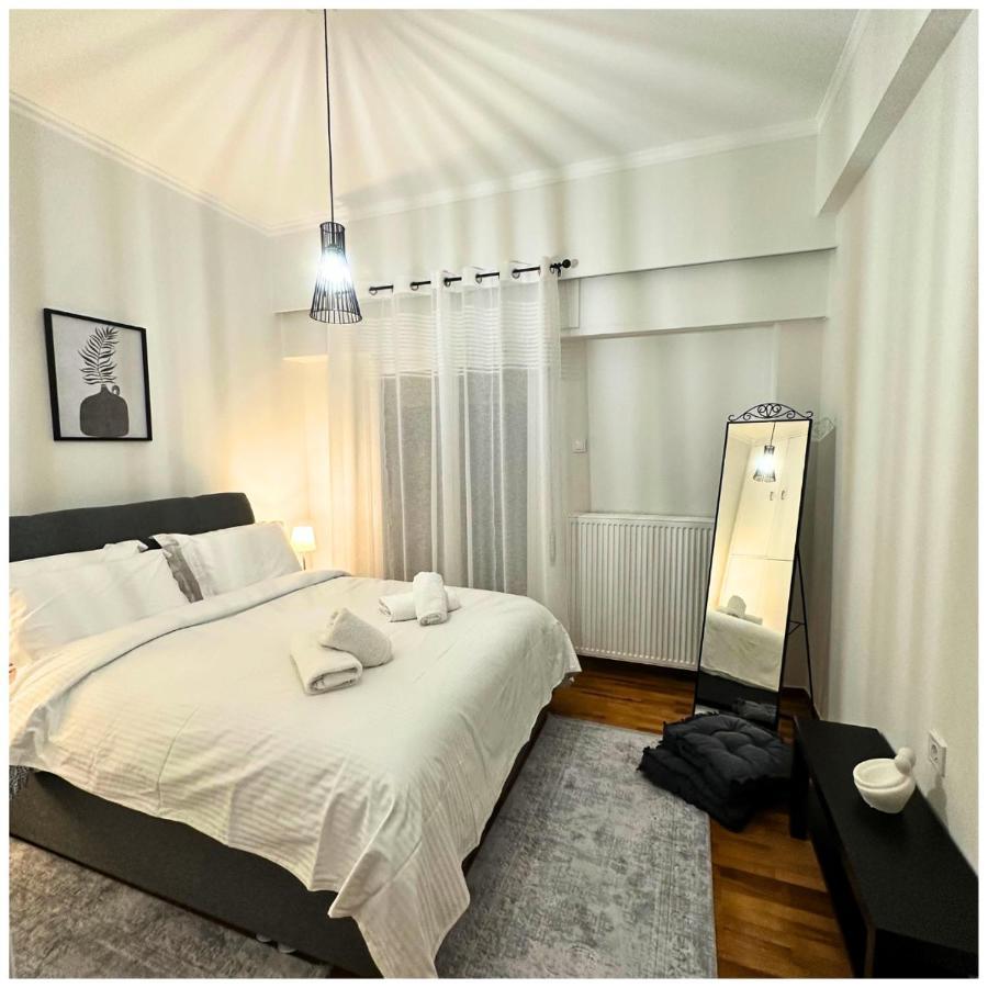 Memories Apartments Μονοκατοικία Στο Καρπενήσι Esterno foto
