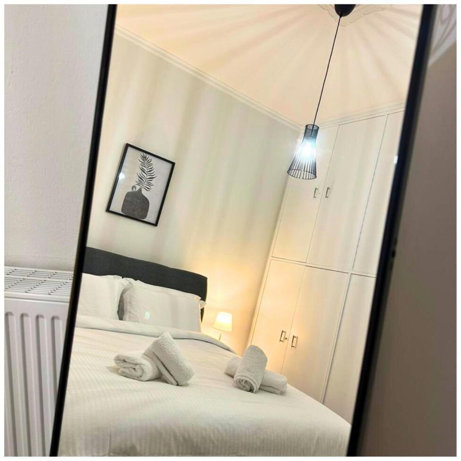Memories Apartments Μονοκατοικία Στο Καρπενήσι Esterno foto