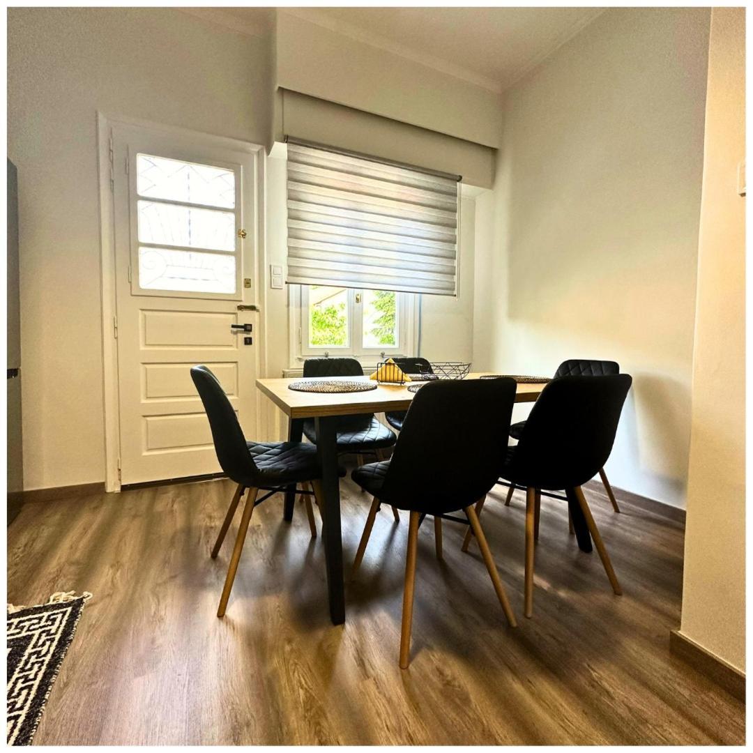 Memories Apartments Μονοκατοικία Στο Καρπενήσι Esterno foto